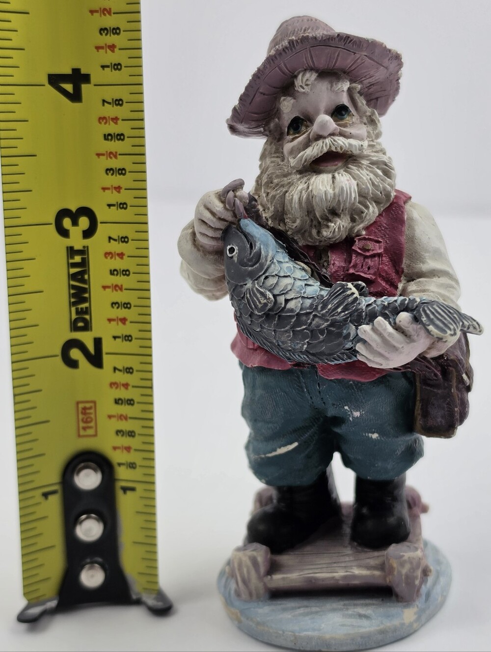 Vintage Fisherman Figurine Holding Fish – 4.5" Decorative Statue - Picture 7 of 7